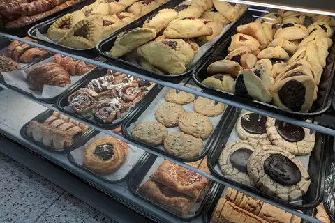 Cakes, Bakes and Makes photo 2